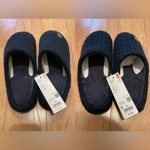 Uniqlo unisex cable knit slippers 2pairs